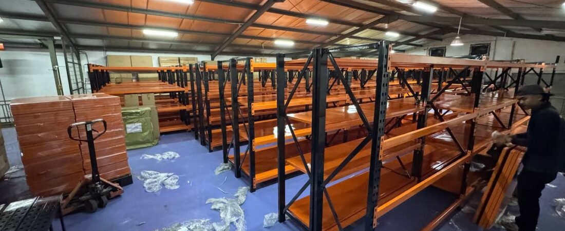 Jual Rak Besi Tangerang Custom Ukuran dan Warna untuk Gudang, Toko, dan Industri